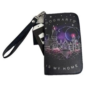Harry Potter Hogwarts Is My‎ Home Tech Sleeve Wallet Wristlet Hot Topic NWT